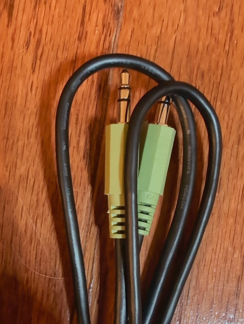 Set of Computer AV Cables DVI VGA 3.5 Stereo Audio NEW - Picture 4 of 7